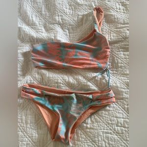 L space bikini
